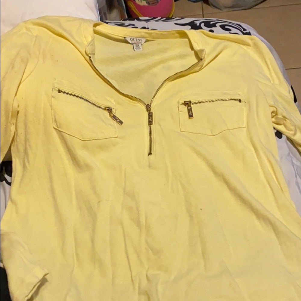 Yellow guess shirt